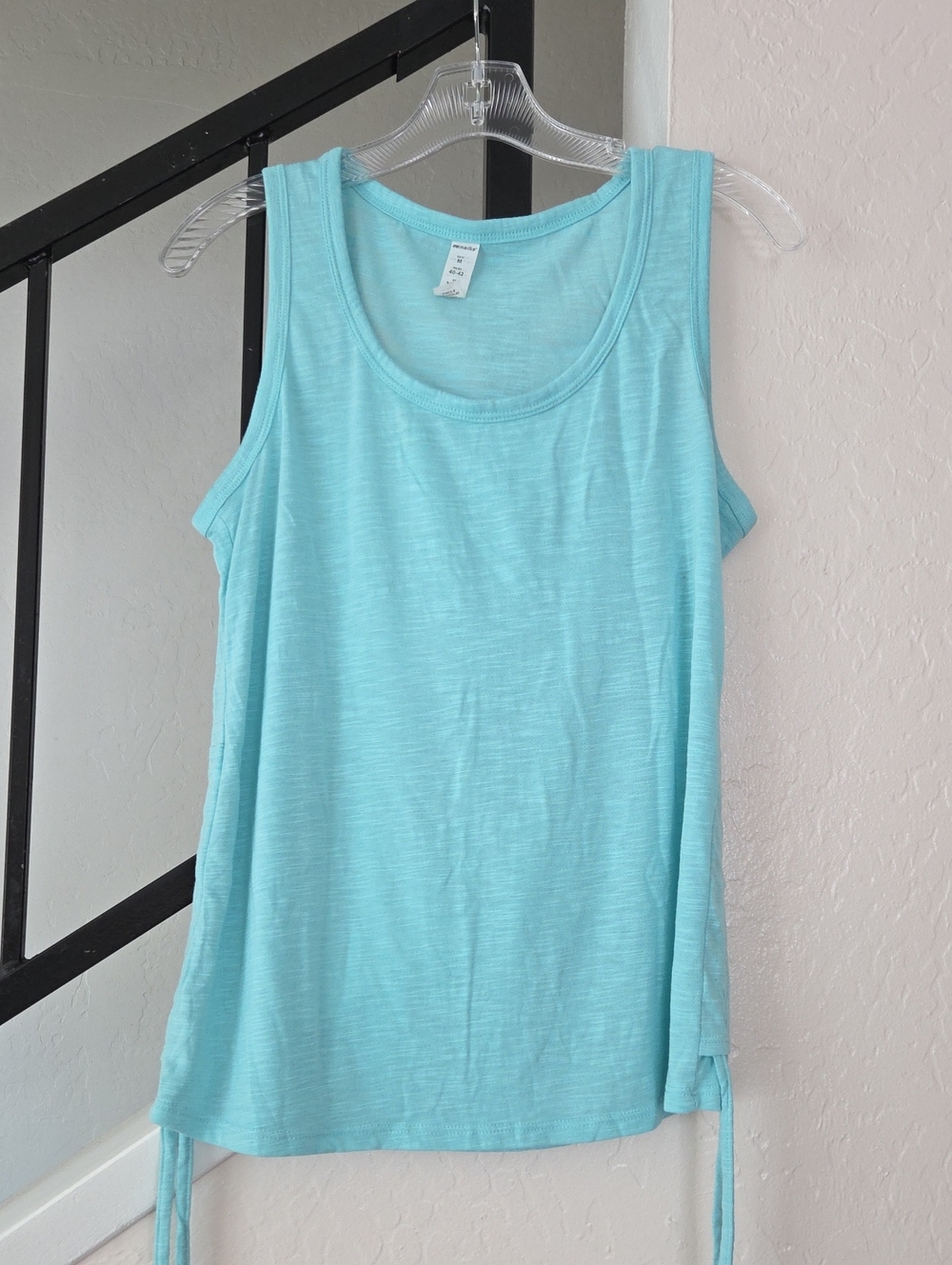 Marika Light Aqua Scoop Neck Tank with Side Ties Size M